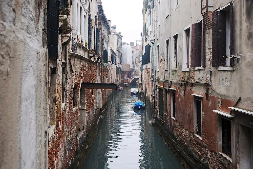 Locappart San Polo Venedig Lägenhet